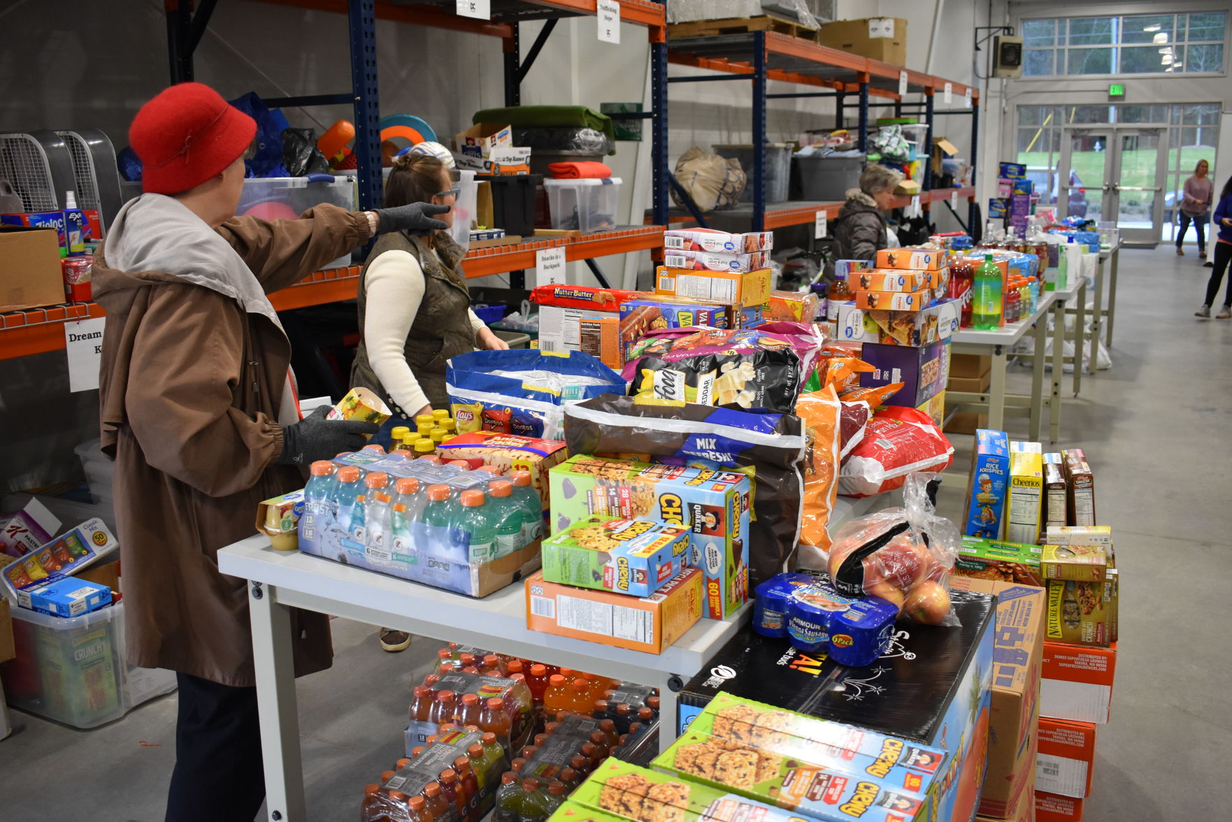 Lee County residents donate to assist tornado victims